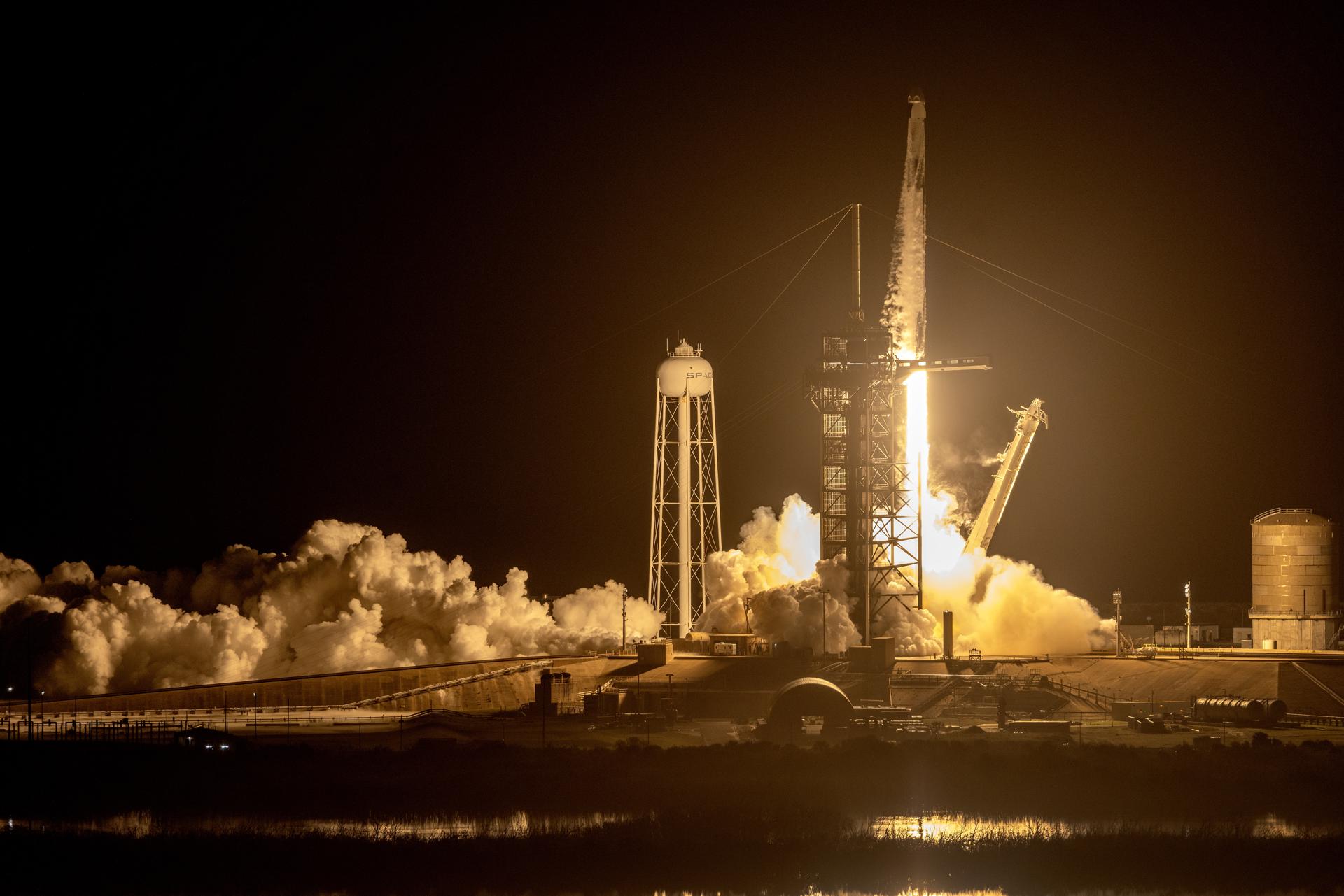 Crew 8 se acopló exitosamente a la Estación Espacial Internacional